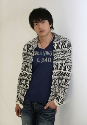 「渾身 KON-SHIN」主演の青柳翔