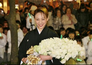 宝塚歌劇団卒業パレードに登場した、音月桂