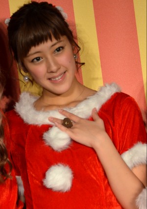 Berryz工房がサンタの衣装でイベントに登場　夏焼雅