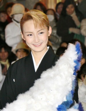 宝塚歌劇団卒業パレードに登場した、詩風翠