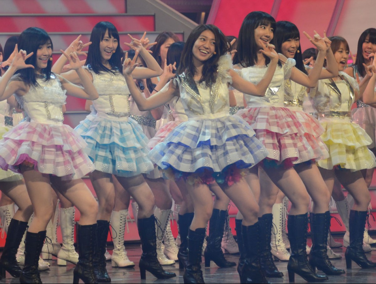 Akb48 史上最速 早着替え 二段階人文字見事に成功 紅白リハーサル 12年12月30日 エンタメ ニュース クランクイン Akb48 史上最速 早着替え 二段階人文字見事に成功 紅白リハーサル 12年12月30日 エンタメ ニュース クランクイン