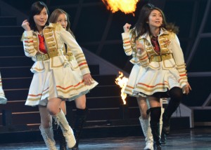 AKB48　紅白リハーサル初日（29日）の様子　左：松井珠理奈／右：大島優子