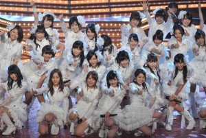 ＜日本レコード大賞＞最優秀作品賞はAKB48で二連続受賞