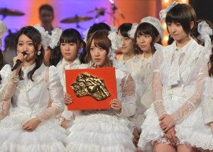 ＜日本レコード大賞＞最優秀作品賞はAKB48で二連続受賞