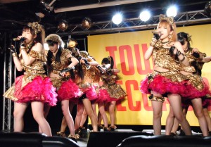 モーニング娘。　52枚目シングル「Help me!!」発売イベント