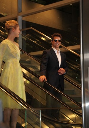 ロザムンド・パイク、トム・クルーズ