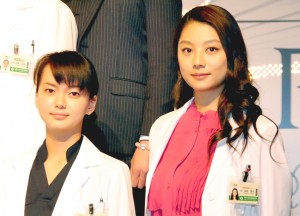 多部未華子の驚異的マイペースを小池栄子ら共演者が暴露　嵐・相葉主演ドラマ制作発表