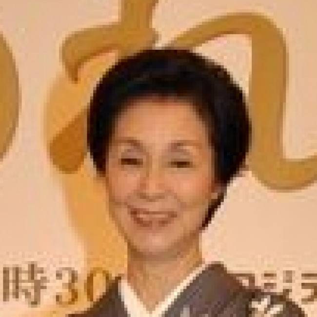 フジ系昼帯ドラマ「花嫁のれん」制作発表会見に出席した羽田美智子と野際陽子