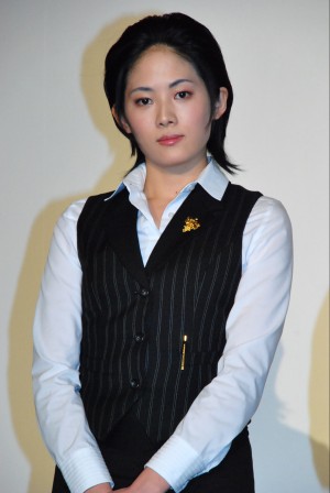 フジテレビ系ドラマ「dinner」記者会見に参加した柴本幸