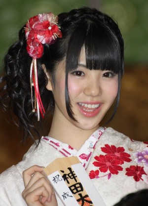 新成人となり華やかな晴れ着を披露したSKE48梅本まどか