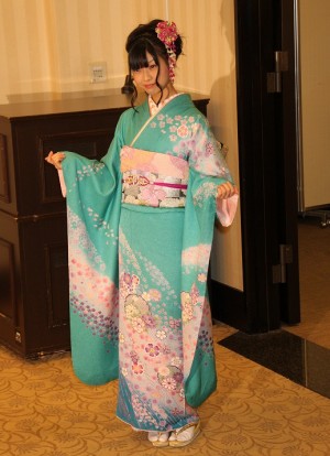 新成人となり華やかな晴れ着を披露したSKE48日置実希