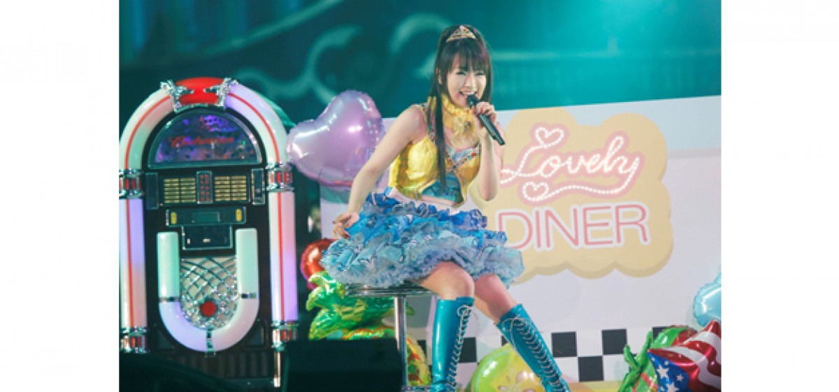 水樹奈々 フルオーケストラで圧巻ライブ 夏の全国ツアー開催も発表 13年1月21日 ゲーム アニメ ニュース クランクイン