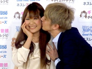 「ギャル曽根レシピ」公開収録イベントでアツアツぶりを披露した、ギャル曽根夫妻