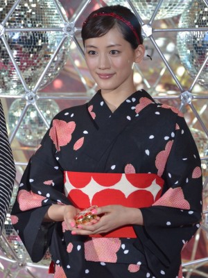 「目指したい体型の有名人」ランキング3位の綾瀬はるか