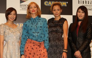 「バイオハザード」ジル役シエンナ・ギロリーが緊急来日　