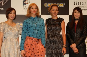 左から芹那、シエンナ・ギロリー、土屋アンナ、原幹恵