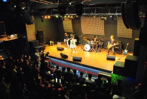 吉木りさ、初単独ライブ SPECIAL LIVE