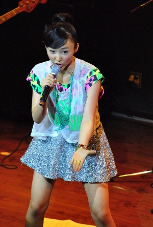 吉木りさ、初単独ライブ SPECIAL LIVE