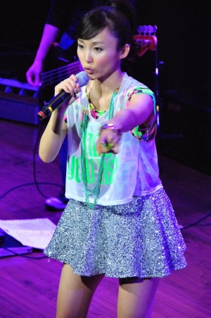 吉木りさ、初単独ライブ SPECIAL LIVE