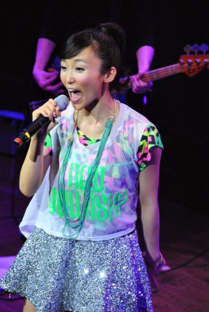 吉木りさ、初単独ライブ SPECIAL LIVE