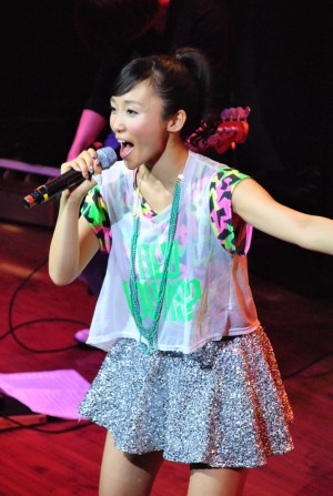 吉木りさ、初単独ライブ SPECIAL LIVE