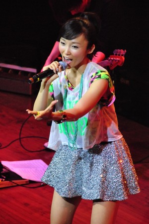 吉木りさ、初単独ライブ SPECIAL LIVE