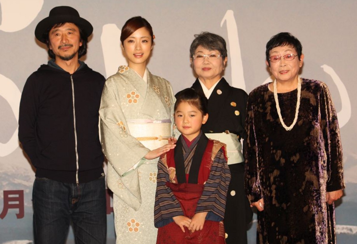 上戸彩 おしん 母親役 おしんは2 500名から選ばれた濱田ここね 13年2月5日 映画 ニュース クランクイン 上戸彩 おしん 母親役 おしんは2 500名から選ばれた濱田ここね 13年2月5日 映画 ニュース クランクイン