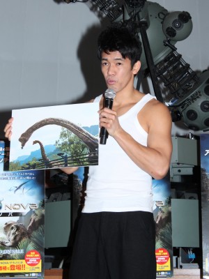 恐竜との闘い方を語る武井壮