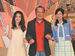 左から大島優子、伊東四朗、宮崎美子