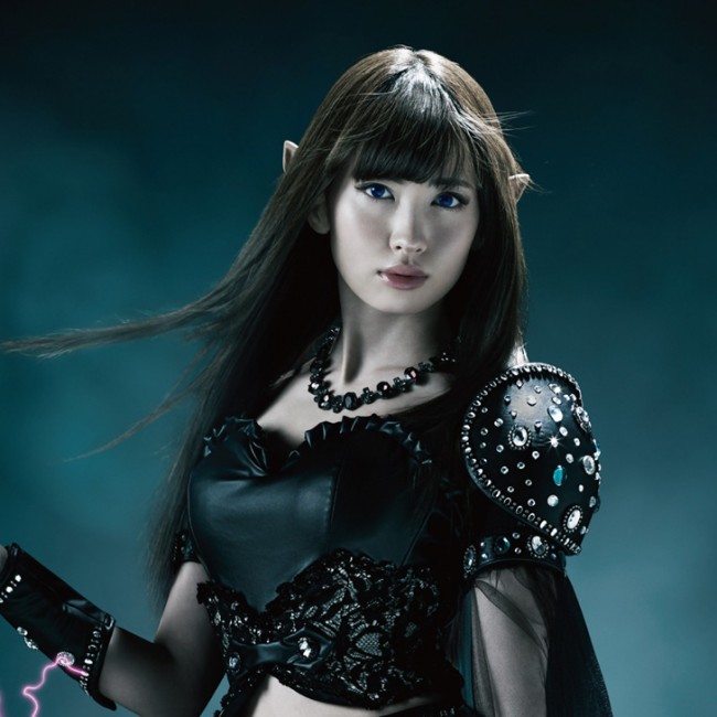 小嶋陽菜が「ダークサマナー」CM第2弾に出演