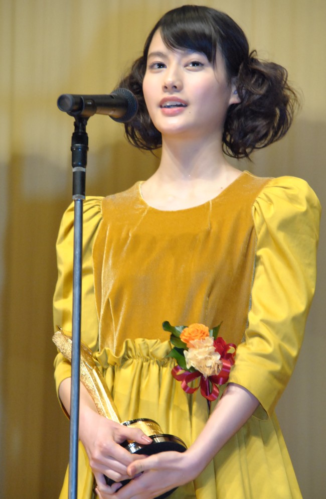 キネマ旬報　橋本愛