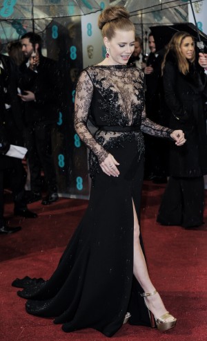 ＜2013英国アカデミー賞・レッドカーペット＞エイミー・アダムス