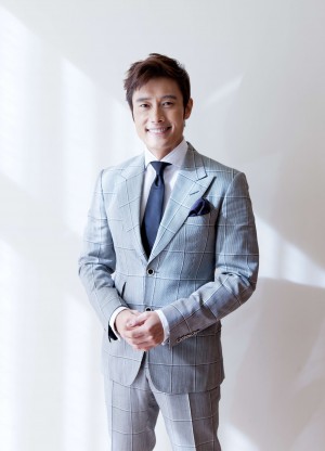 イ・ビョンホン、インタビューショット「王になった男」