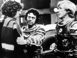 「ドクター・フー」4代目ドクター（1974－1981）を務めた、トム・ベイカー（左）