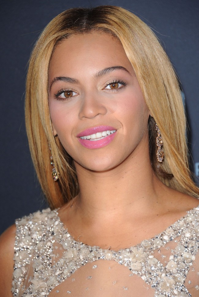 Beyonce、ビヨンセ・ノウルズ　「BEYONCE: LIFE IS BUT A DREAM」Premiere on HBO、New York, NY February 12, 2013