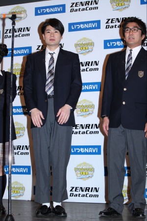 「いつもNAVI学園際」に登場した、平成ノブシコブシの吉村崇と徳井健太