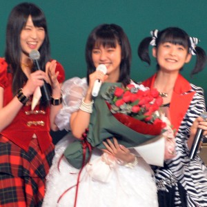 真野恵里菜ハロプロ卒業ライブ　ももちらが応援