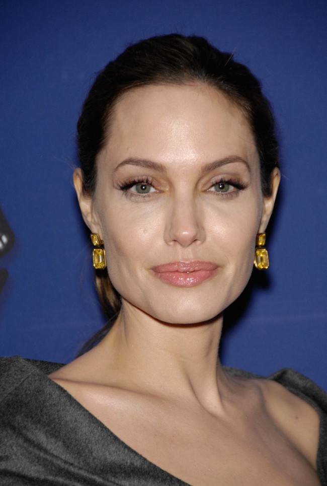 アンジェリーナ・ジョリー　Angelina Jolie