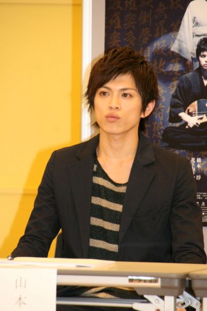 舞台版「耳なし芳一」初顔合わせに登場した、山本裕典