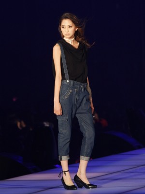 河北麻友子、TREAD STAGE／SLY LANG／東京ガールズコレクション2013春夏