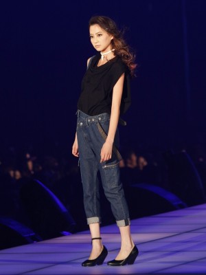 河北麻友子、TREAD STAGE／SLY LANG／東京ガールズコレクション2013春夏