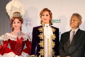 宝塚歌劇団雪組公演「ベルサイユのばら－フェルゼン編」制作発表会