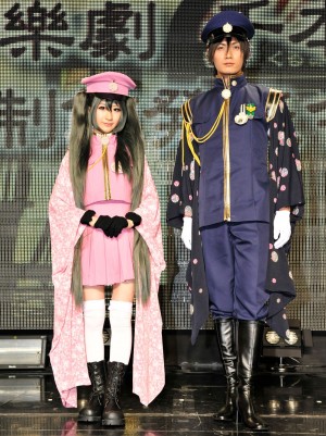 「千本桜」制作発表会に出席したAKB48石田晴香と加藤和樹