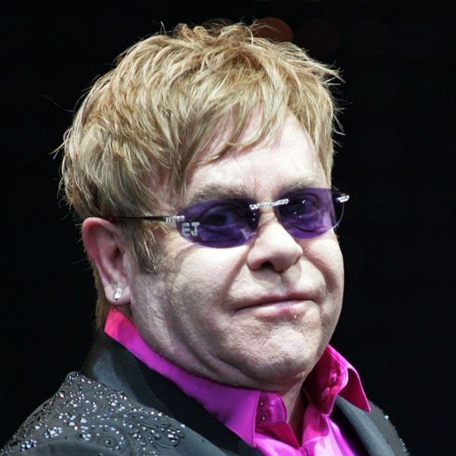 Elton John7409_20120609_zaf_ny9_009