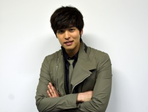 注目のイケメン韓国俳優イ・ジャンウに直撃！