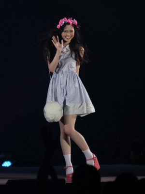 乃木坂46・白石麻衣、GirlsAward　2013 SPRING／SUMMER