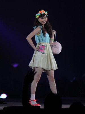 乃木坂46・西野七瀬、GirlsAward　2013 SPRING／SUMMER