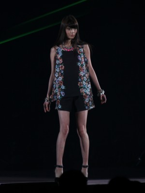 島袋聖南、GirlsAward　2013 SPRING／SUMMER
