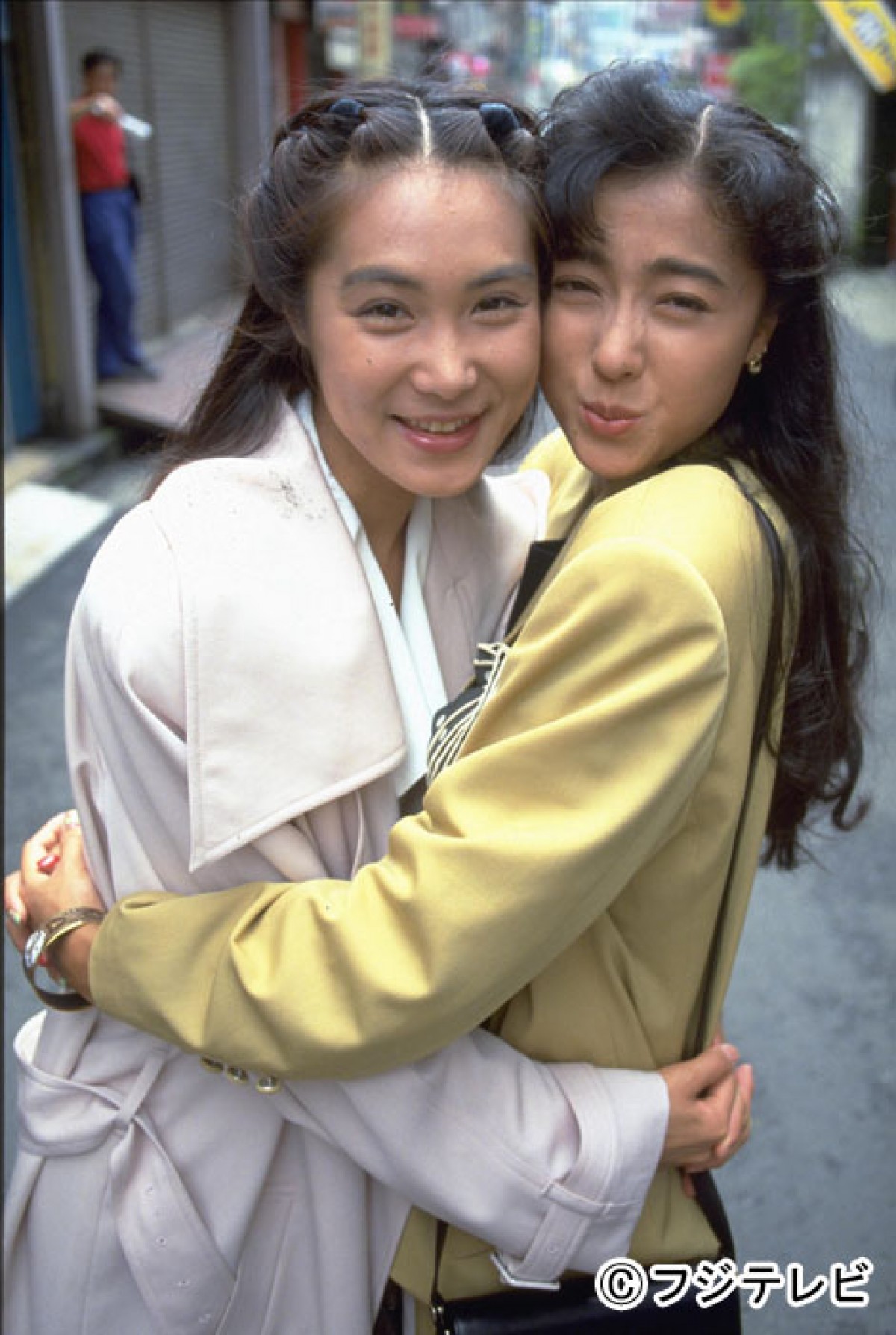 W浅野 再共演 抱きしめたい が14年ぶりに復活 13年3月26日 1ページ目 エンタメ ニュース クランクイン W浅野 再共演 抱きしめたい が14年ぶりに復活 13年3月26日 1ページ目 エンタメ ニュース クランクイン
