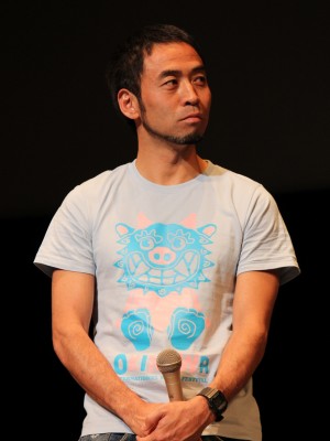 「サラネアおせっかい」舞台挨拶に登場したペナルティのワッキー